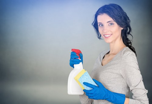 Professional curtain cleaning methods for different fabrics